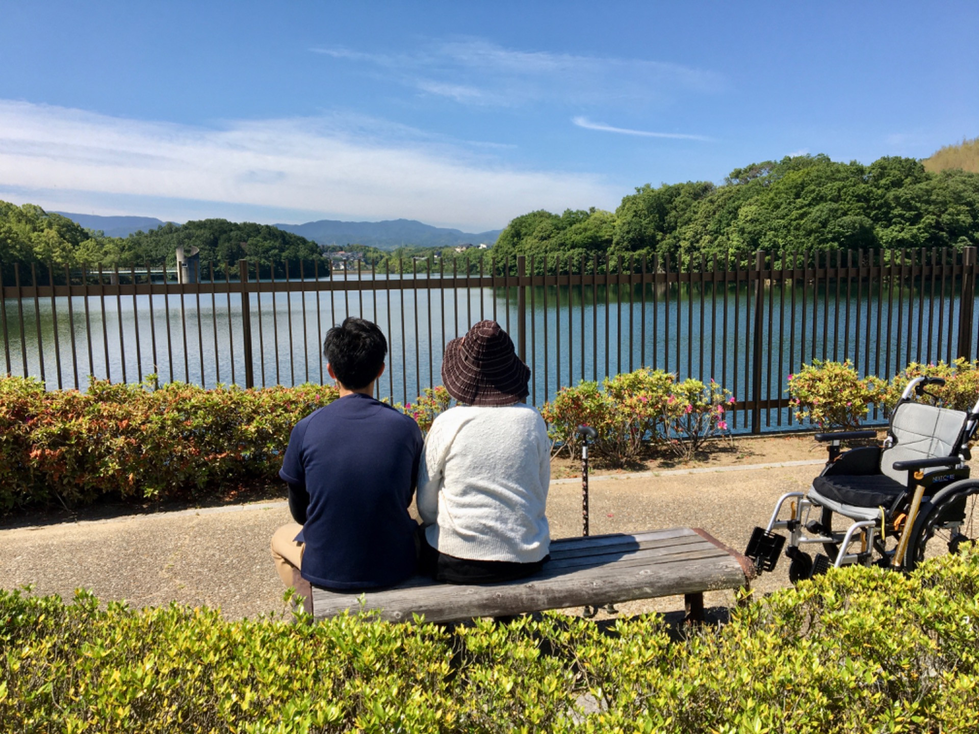 大阪市での訪問リハビリは自費に特化しているブリッジへお任せください